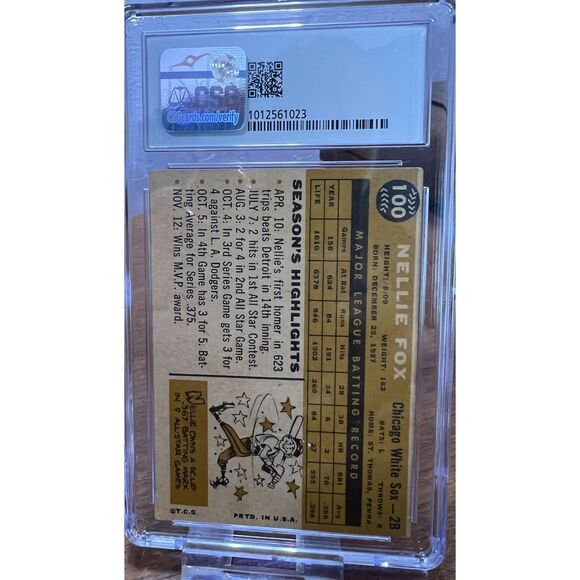 Vintage 1960 Topps Nellie Fox CSG 4 - Picture 3 of 3